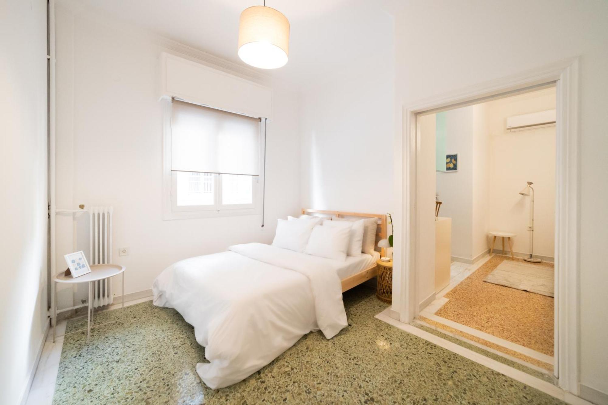 The Acropolis Apartment *